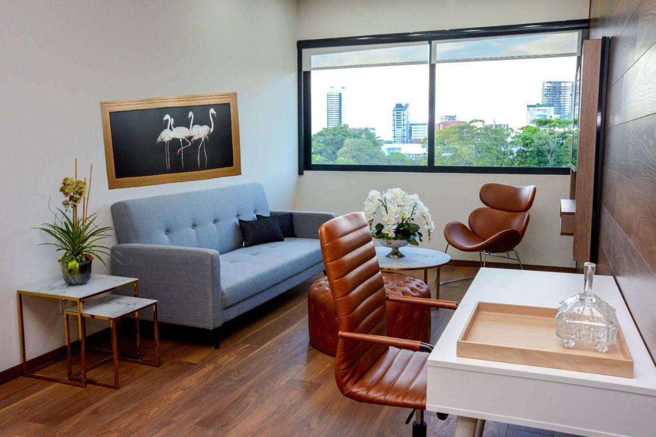 Tryp By Wyndham Santa Cruz Hotel